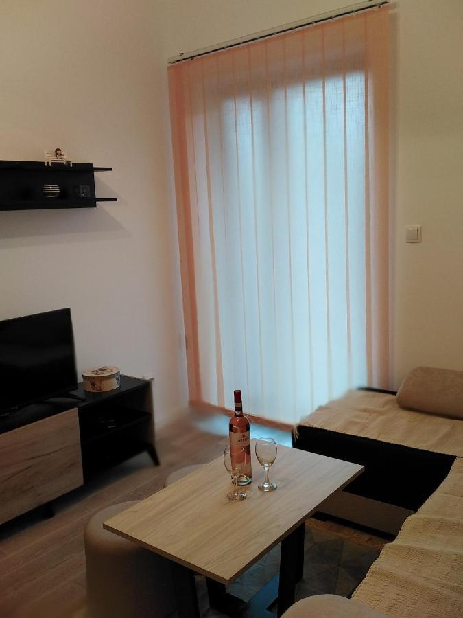 Apartman Tia วรินรัชกา บานยา ภายนอก รูปภาพ